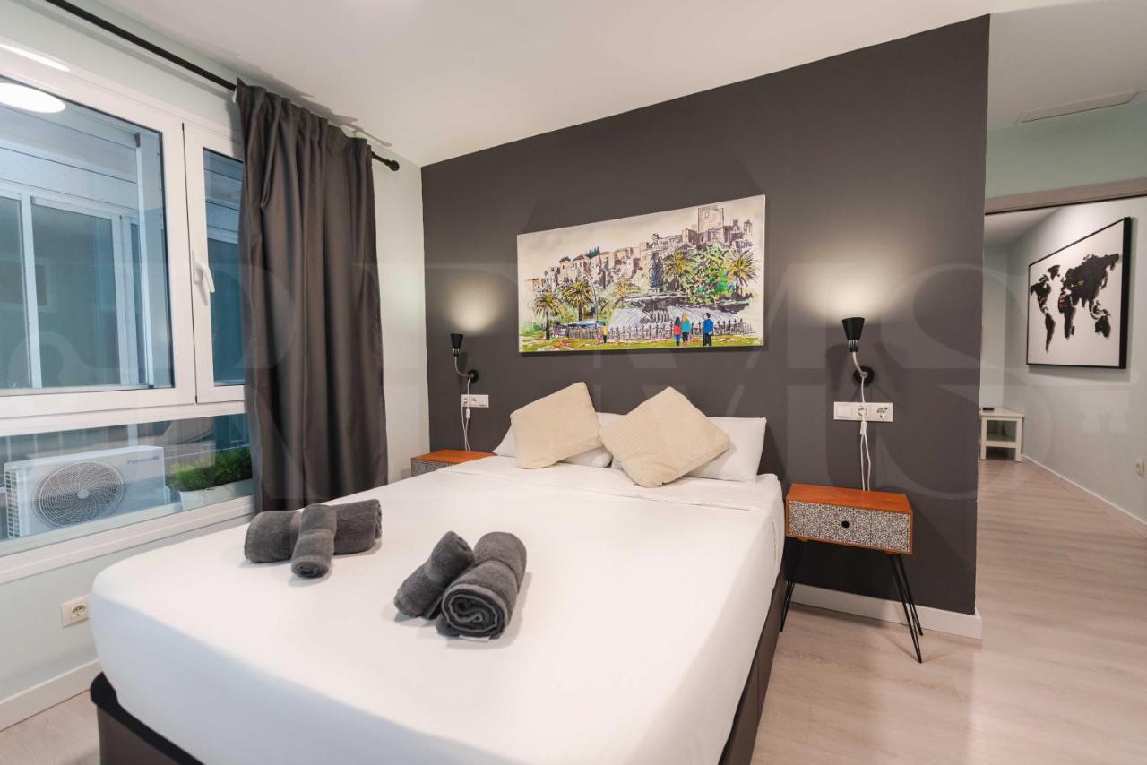Stylish Apartment In The Historic Center 30 Meters From Calle Larios By Rems Малага Экстерьер фото